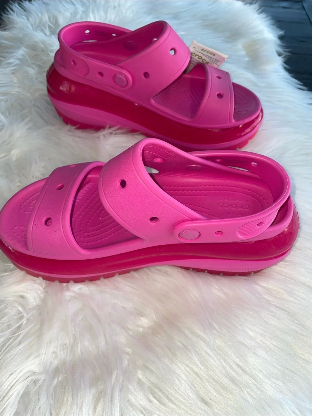 CROCS bold hot